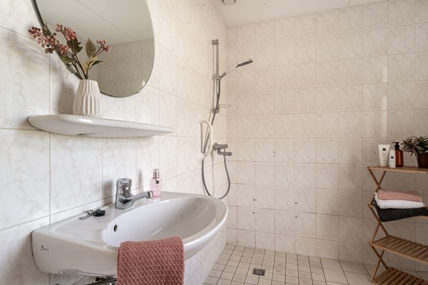 Medium property photo - Reuweg 1A, 7371 BW Loenen